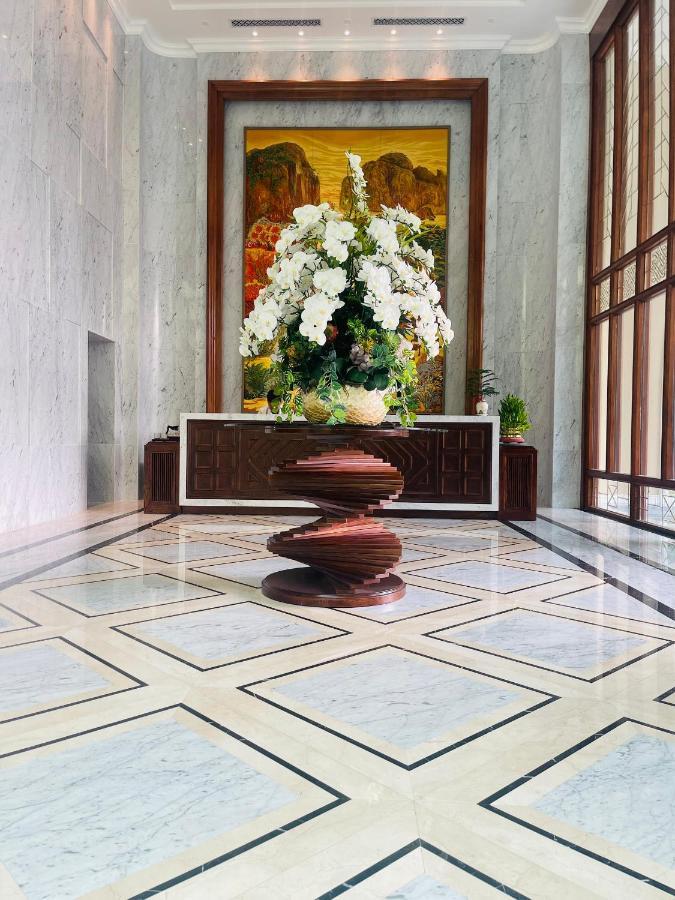 Imperial Boat Hotel Hai Phong Exterior photo